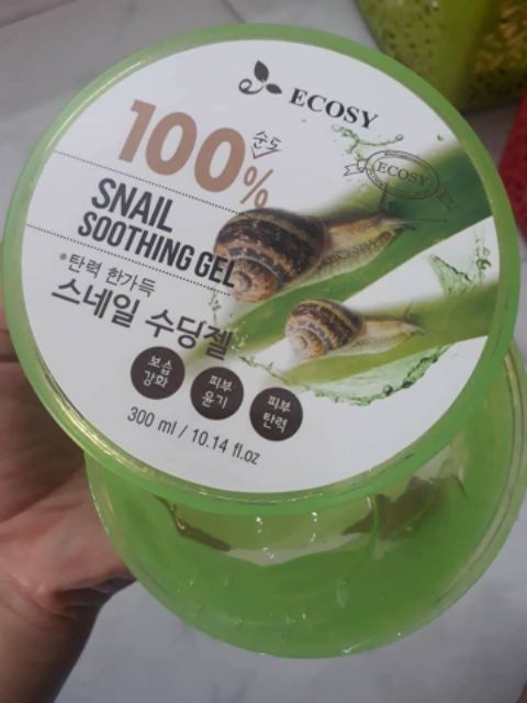 GEL DƯỠNG DA ỐC SÊN ECOSY 100% Snail Soothing Gel 300 ml