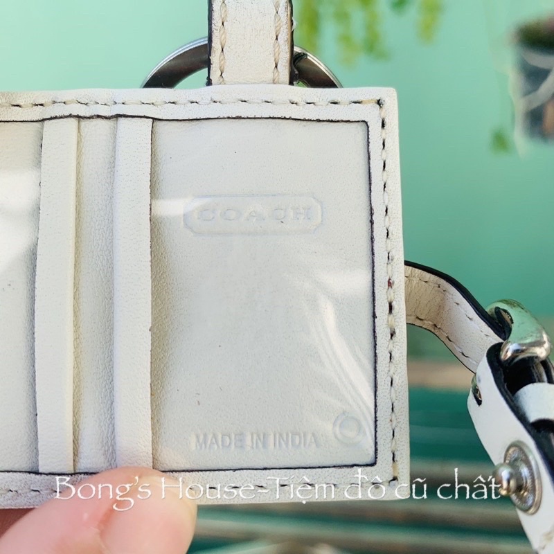 Móc khoá Coach chuẩn Auth màu hồng hàng si Japan
