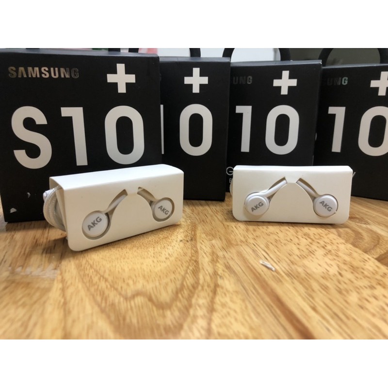 tai nghe akg có dây 3,5 type C