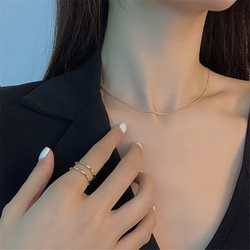 Dây chuyền sợi xích mảnh mặt hình con rắn thời trang 2022