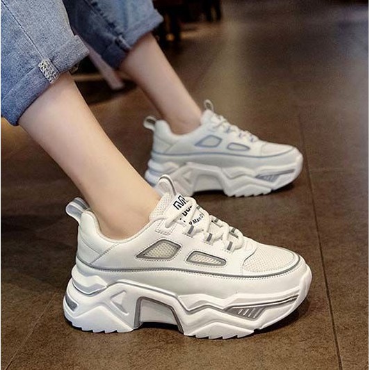 Giày sneaker nữ hàng bao đẹp