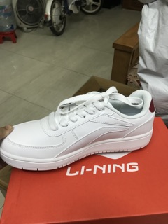 Giày trắng đế đỏ Li-ning
