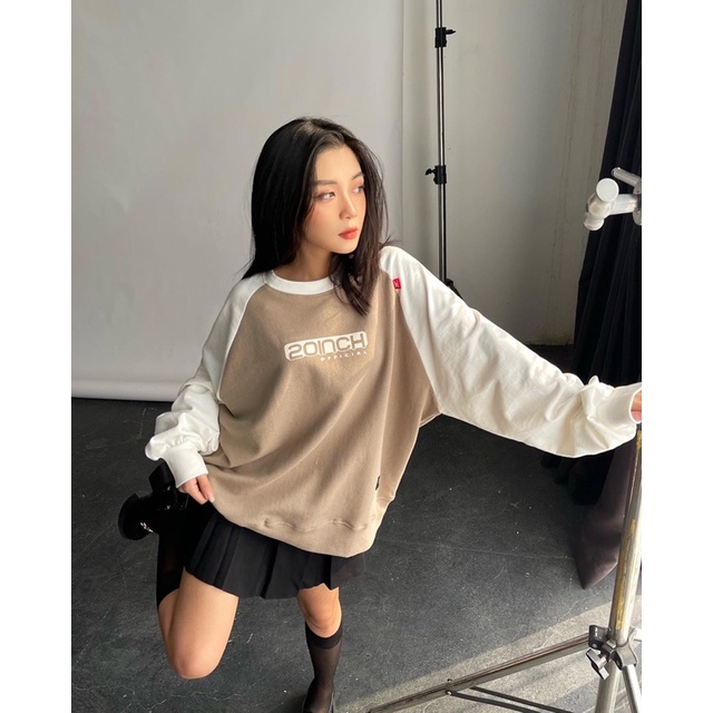 SWEATER LOGO TAY PHỐI