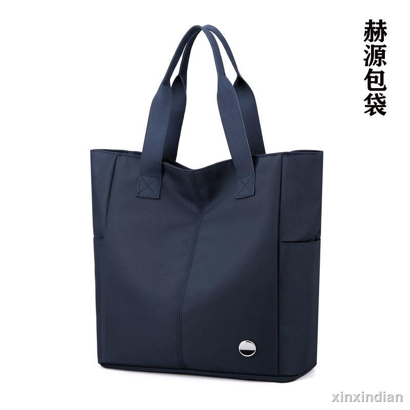 Túi xách đeo vai kích cỡ lớn thời trang cá tính cho nam | BigBuy360 - bigbuy360.vn