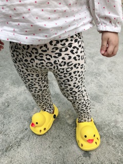 Dép vịt Thái Lan