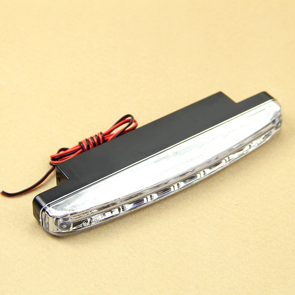 2 Đèn LED 8 bòng xe hơi Super White