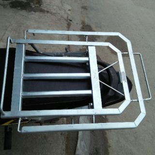 Giá chở hàng xe máy