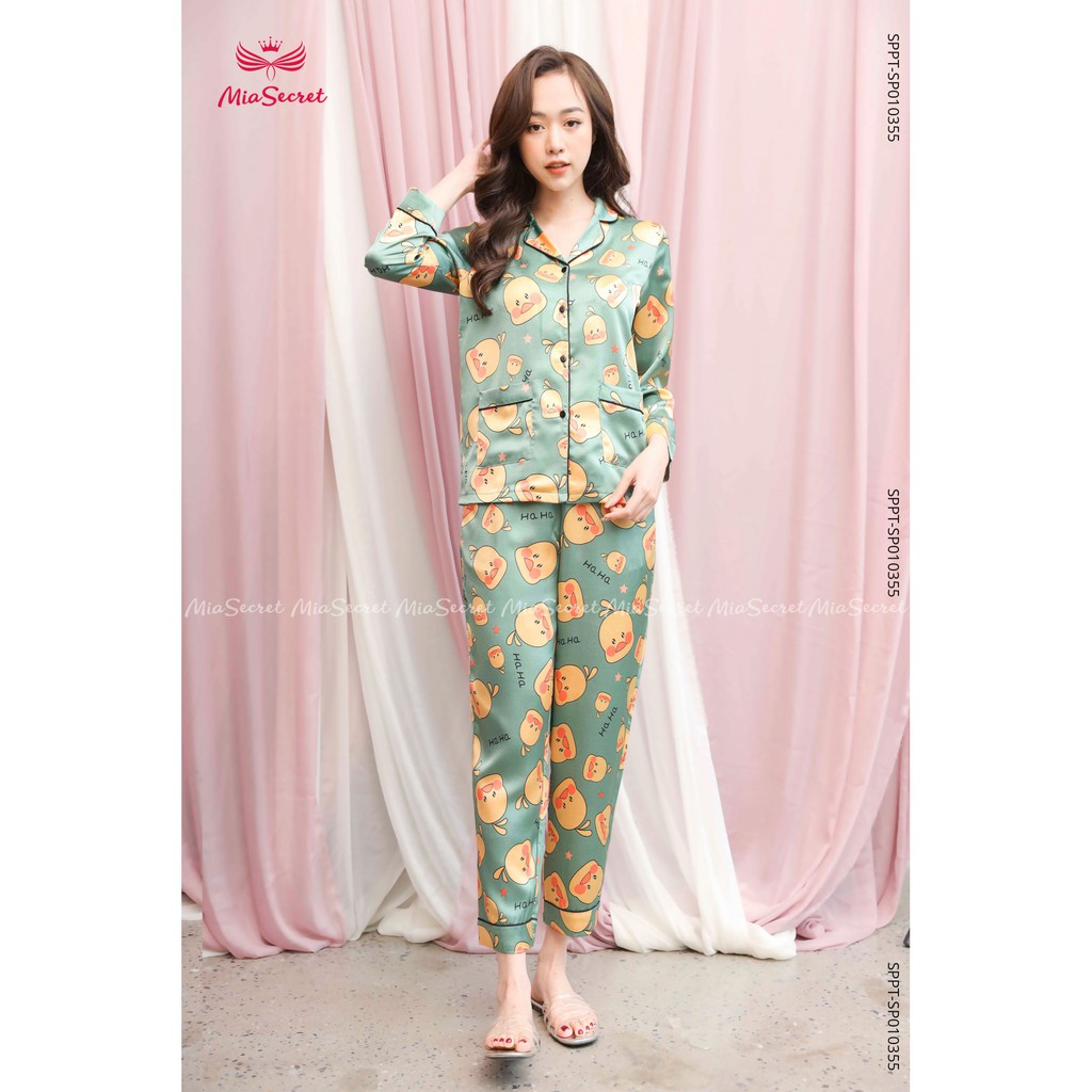 Bộ Pijama Vịt Vàng Nền Xanh