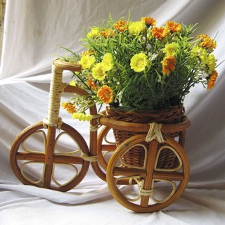 Xe đạp mây trang trí cắm hoa( thanh lí)