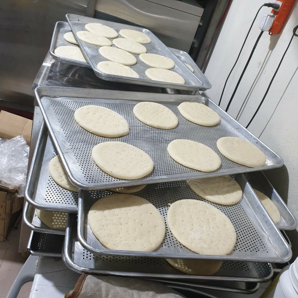 Đế pizza dày 22-23cm