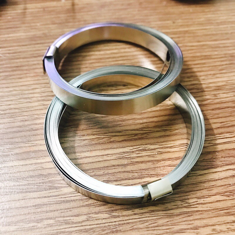 Cuộn 5 mét kẽm hàn cell pin 0.15x8mm