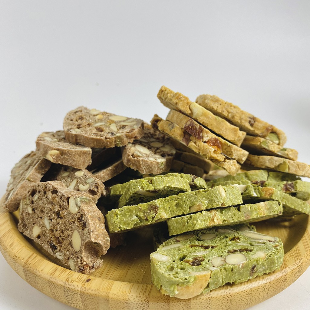 Bánh biscotti nguyên cám - Biscotti 3 vị truyền thống, vị matcha, vị chocolate - Bánh ngũ cốc ăn kiêng - BeeNut