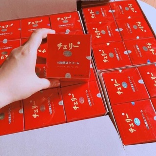 Kem_hoa_anh_đào_nhật_bản_tem_tròn
