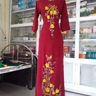 Áo dài nguyễn hồng
