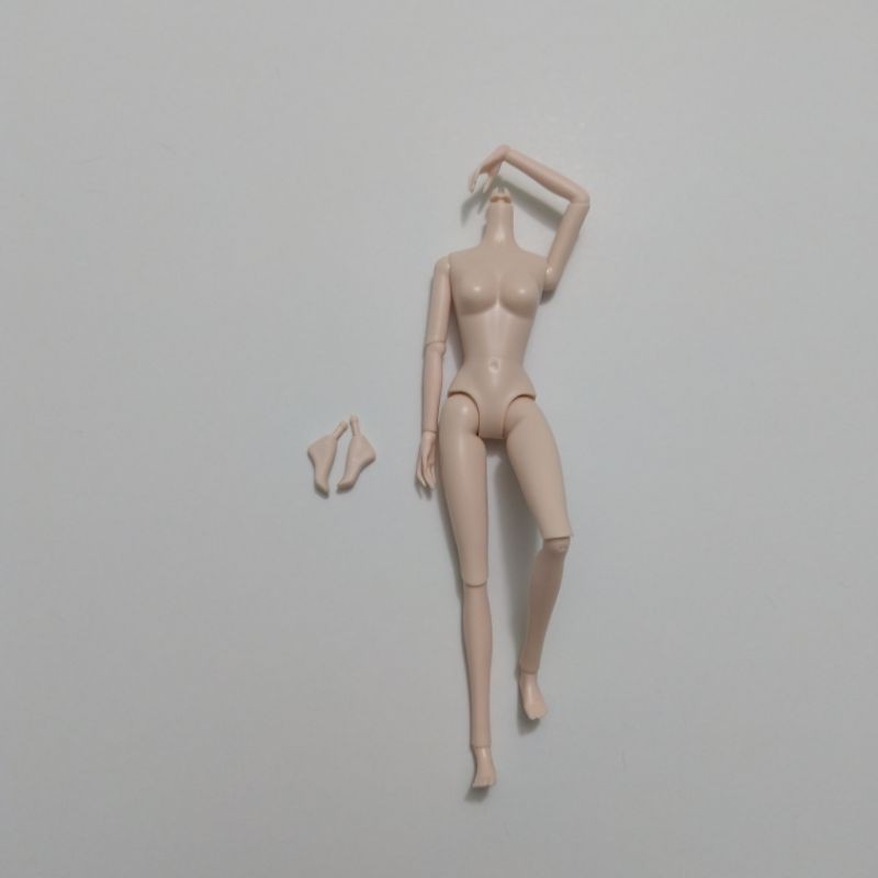 Cơ thể xinyi thế hệ 1