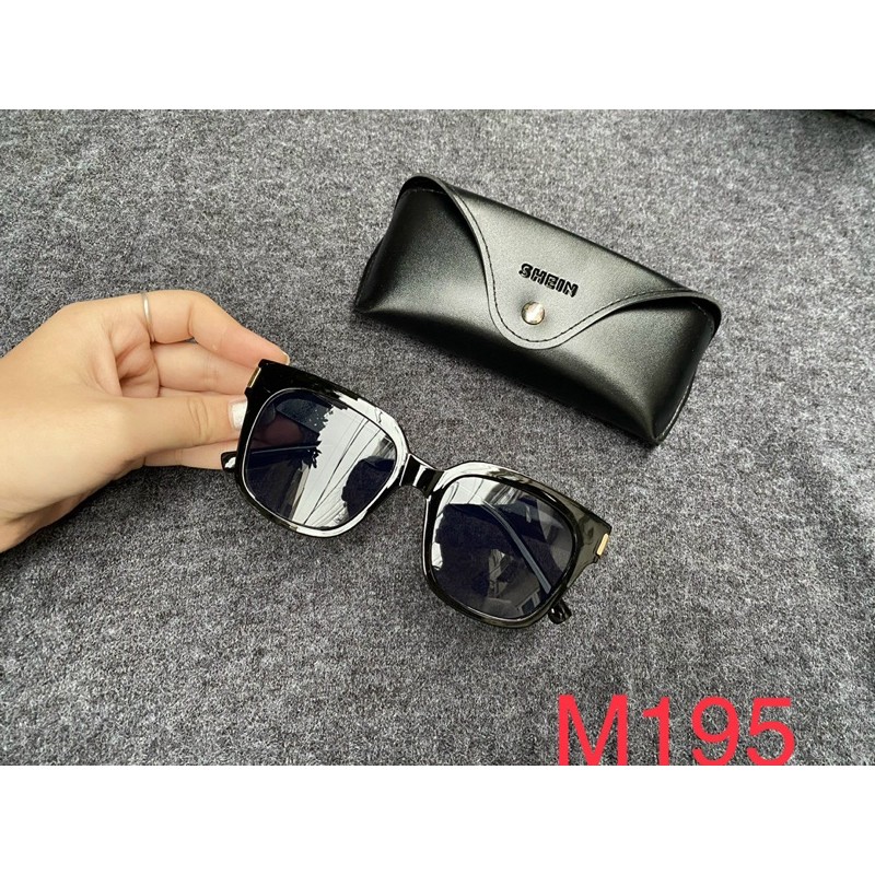 Kính râm mát Shein sang sịn mịn ạ, Có Mail mua hàng tại web của hãng.