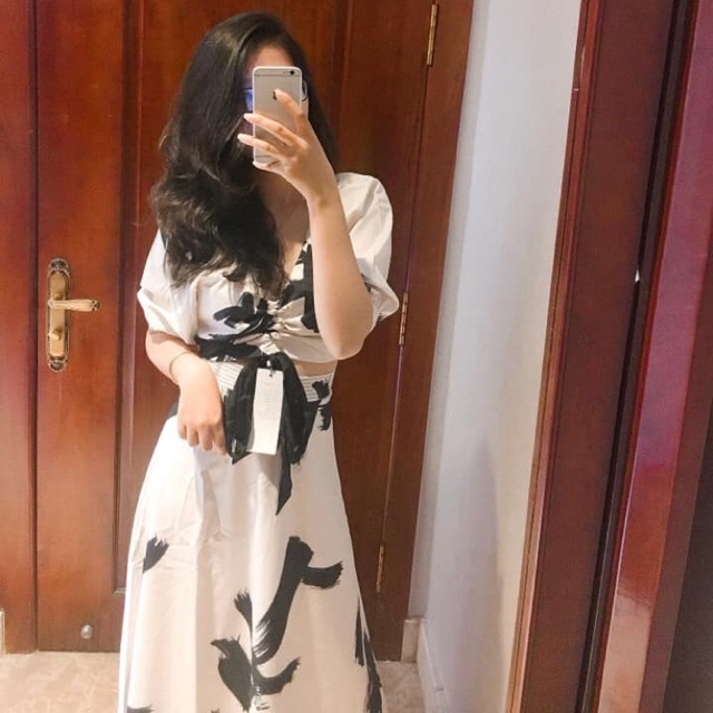 Thanh lý hàng thiết kế mặc 1l mua 750k thanh lý 500k