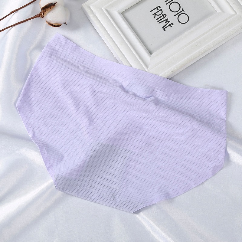 Quần Lót LEVAO Vải Lụa Không Đường May Thoáng Khí Thoải Mái Cao Cấp Dành Cho Nữ