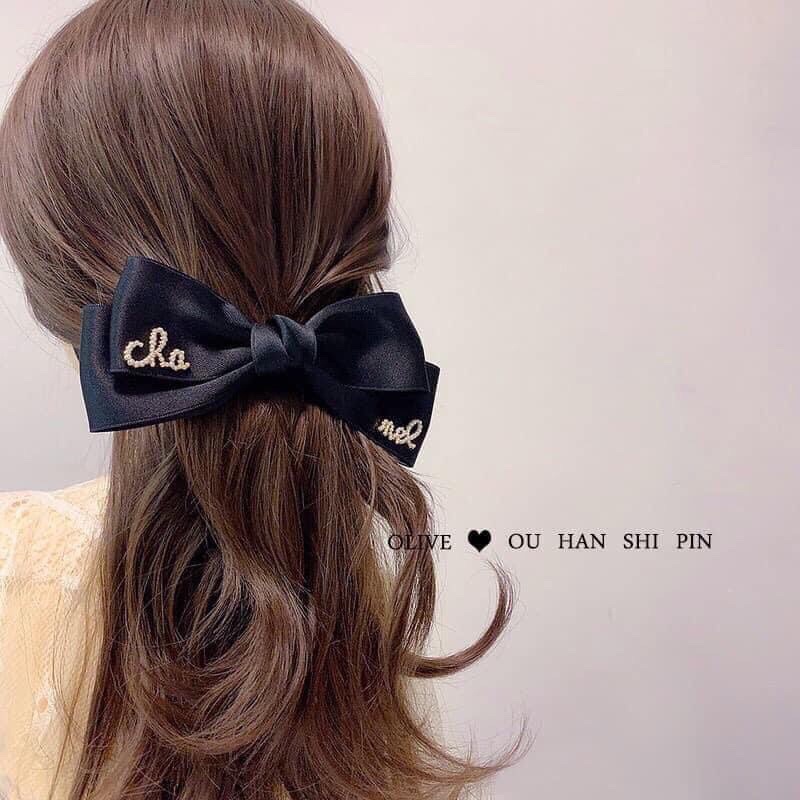 Kẹp tóc nơ thiên nga đen lụa đính đá🍓
