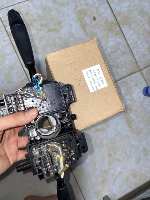 Sản phẩm gia đình làm: Công tắc tổng hợp jk3006 đông phong cửu pong
