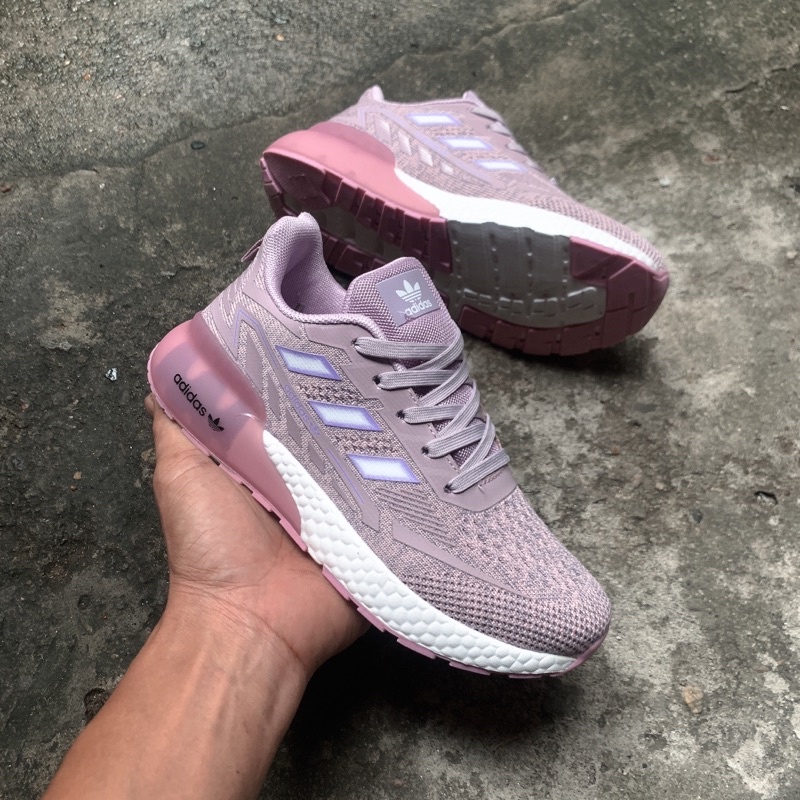 Giày thể thao Dass siêu nhẹ A153 hồng.Tặng hộp và tất