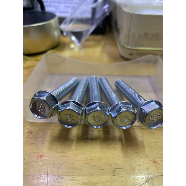 Bu long liền long đen trắng mạ m5-m6-m8