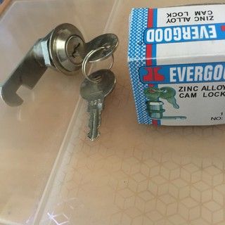Khóa tủ EVERGOOD trục 3cm