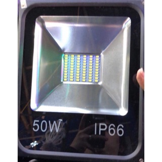 - pha led 220v- 50w ip66 đủ công suất.