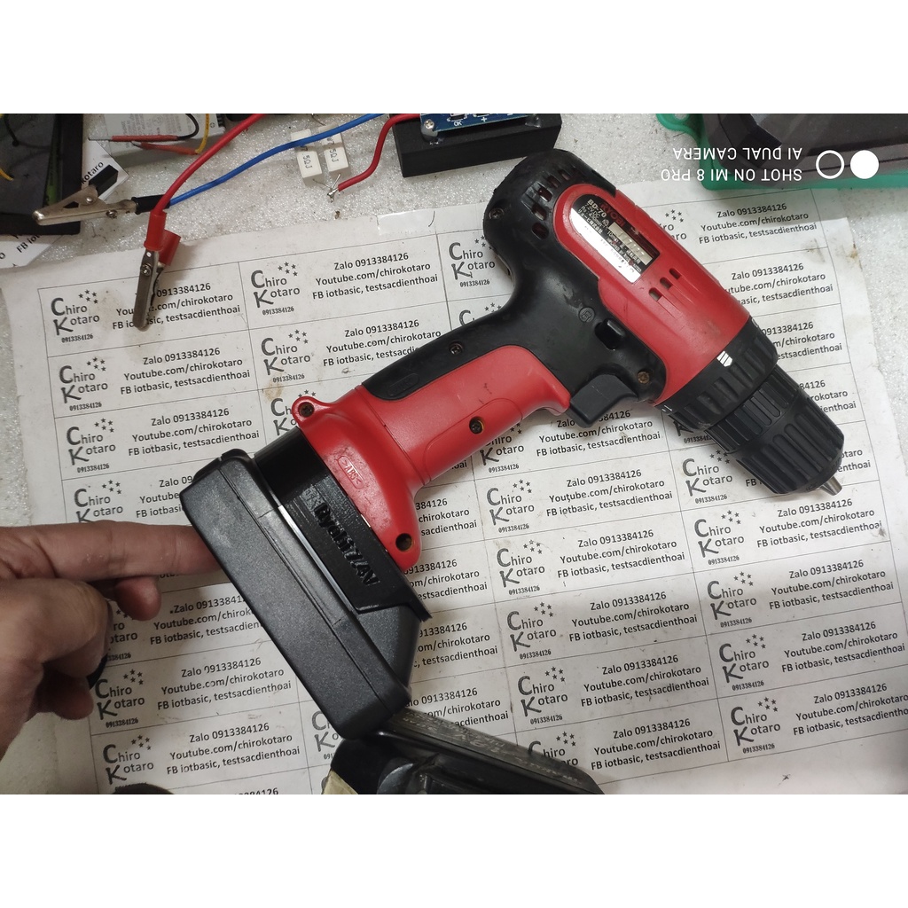 Đế chuyển pin máy khoan, vit Ryobi 7.2V NiCD sang dùng hộp pin cài Makita LXT độ 8.4V