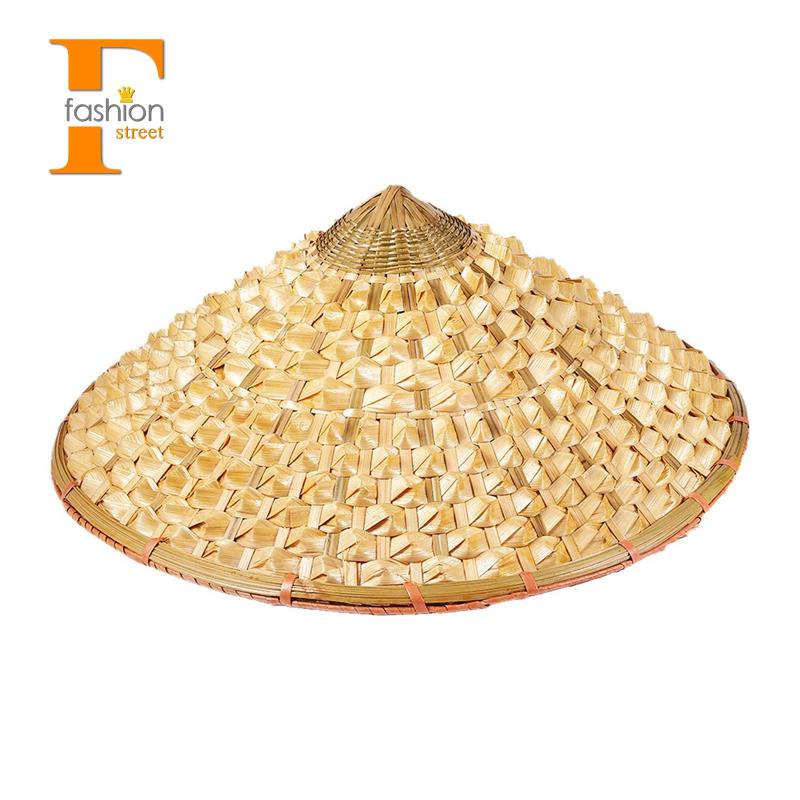 Mũ cói rộng vành chống nắng phong cách Việt Nam