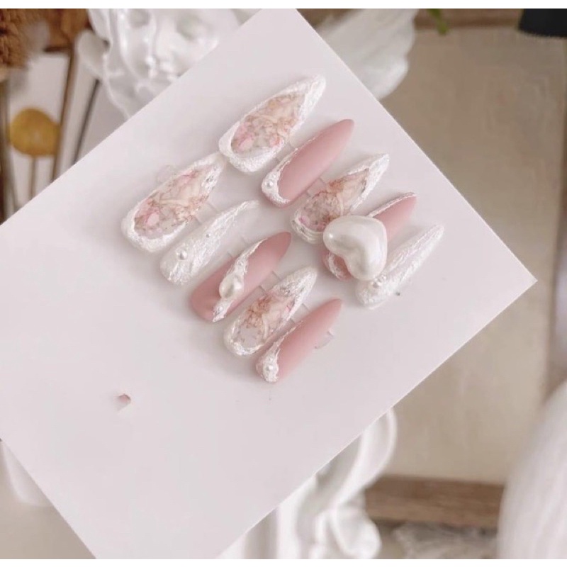 Nails xinh thiết kế theo mẫu