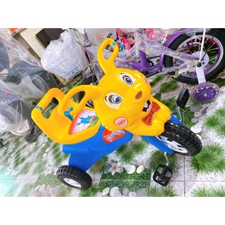 XE BA BÁNH THỔI THỎ