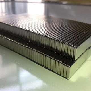 Nam châm đất hiếm DH 30x10x2mm