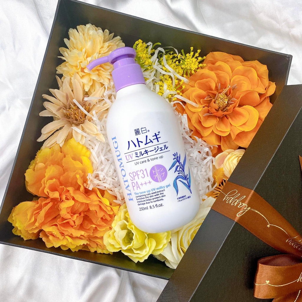 Sữa Dưỡng Thể Mềm Mịn Da Hatomugi 250ml - Nhật Bản
