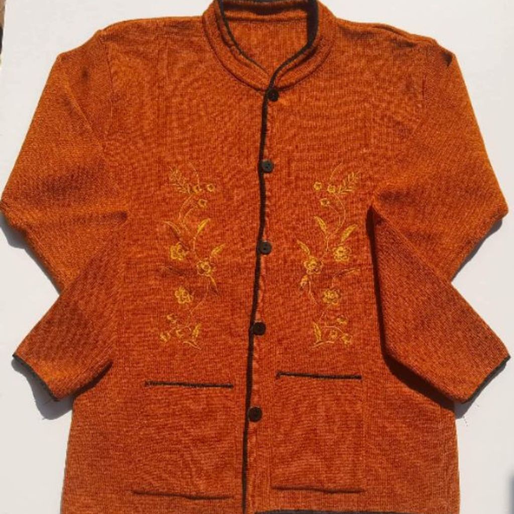 Áo Len Thêu Hoa Mai Cài Cúc Cho Bà Các Mẹ