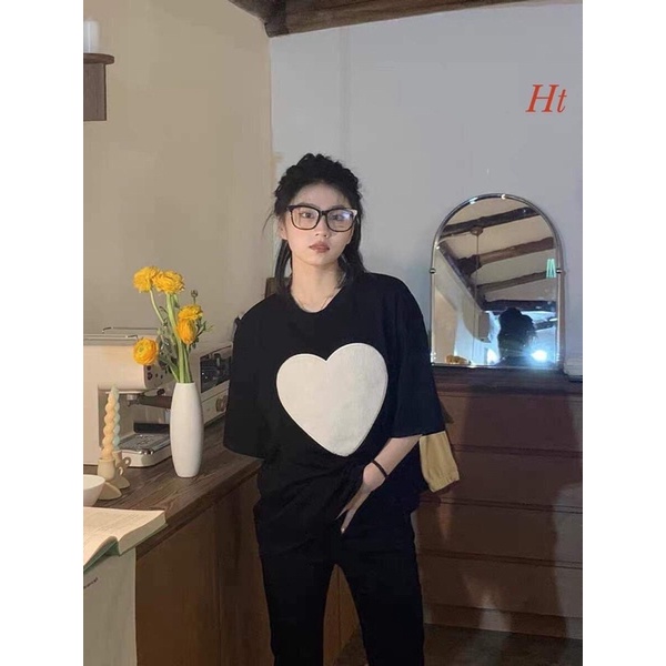 sét áo trái tim quần loe đen HT12