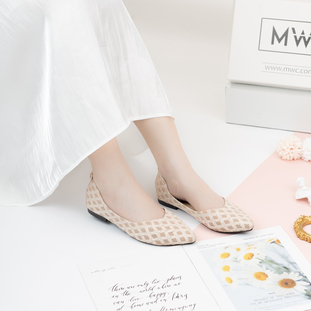 [Mã FATHANG5 giảm 10K đơn 50K] Giày búp bê mũi nhọn MWC NUBB- 2217 | BigBuy360 - bigbuy360.vn