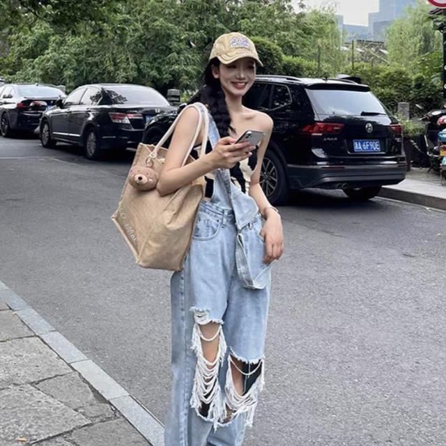 Phong cách mới!F &amp; X Quần Yếm Jean Dáng Rộng Rách Gối Phong Cách Thời Trang Mới Dễ Phối Đồ