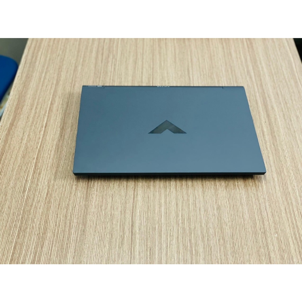 LAPTOP  HP Gaming Victus 16