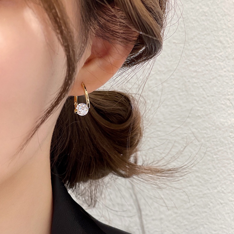 Bông Tai Tam Giác Đính Đá zircon Lấp Lánh Phong Cách Hàn Quốc Cho Nữ