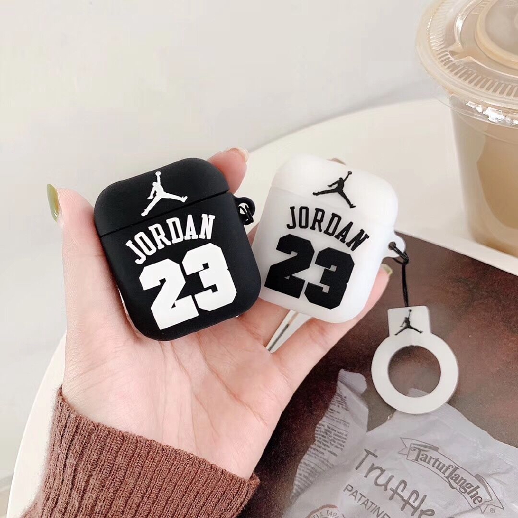 Vỏ Bảo Vệ Hộp Sạc Tai Nghe Airpod Hình Logo Jordan 3d Bằng Cao Su Mềm