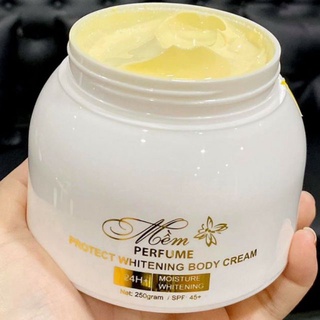 Kem body mềm a cosmetic mẫu 2023