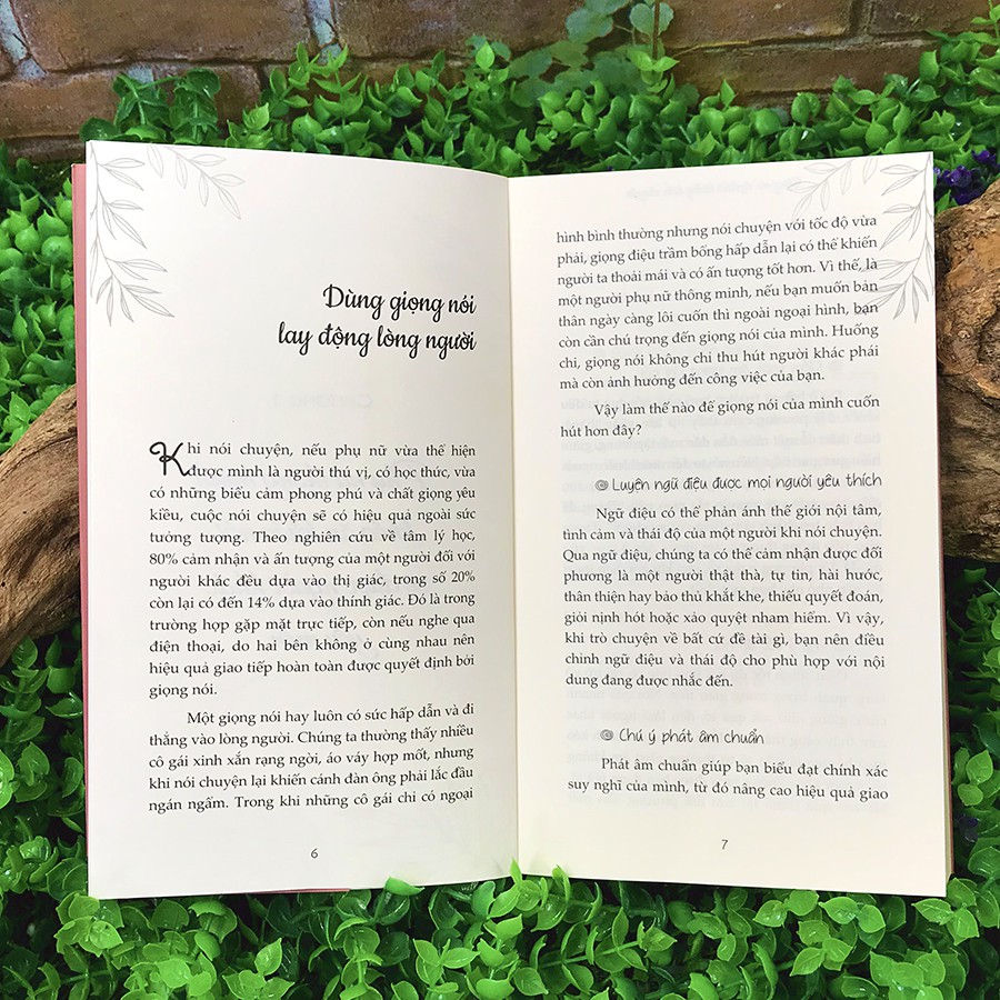 Sách - Đừng Chỉ Đẹp Mà Không Hiểu Chuyện (Kèm Bookmark) | BigBuy360 - bigbuy360.vn