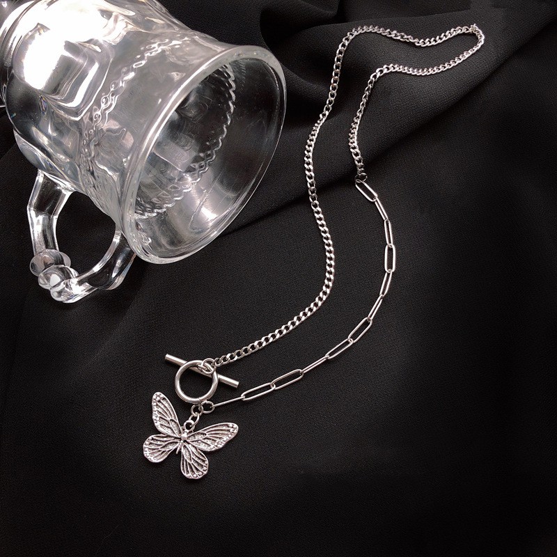 Dây chuyền nam nữ titan hình con bướm phong cách cá tính