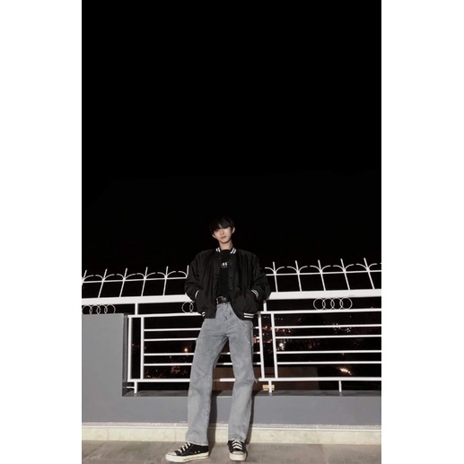 Quần Jean ống rộng kèm xích | BigBuy360 - bigbuy360.vn