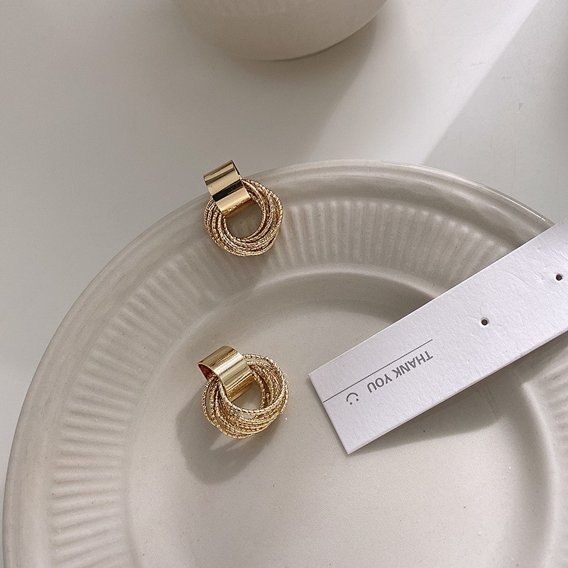 Đôi bông tai mạ bạc 925 kiểu dáng đơn giản sang trọng dành cho nữ