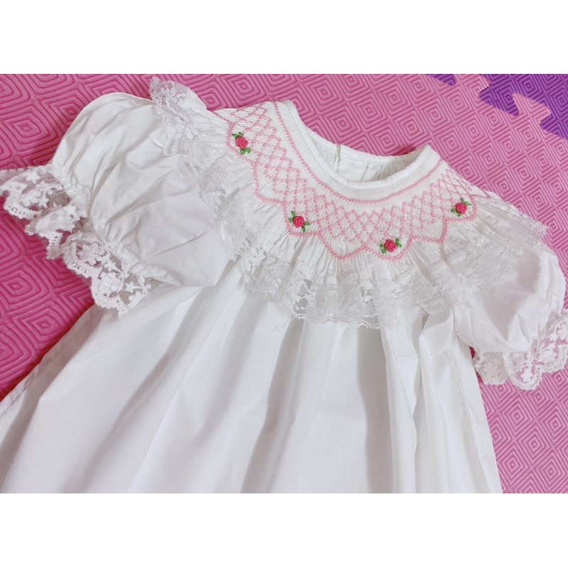 Đầm smock bèo ren thêu tay