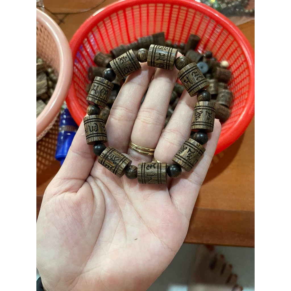 Vòng Trầm Hương Sánh Chìm Khắc Laze - Trầm Hương Nam Sánh Chìm - Khắc Laze