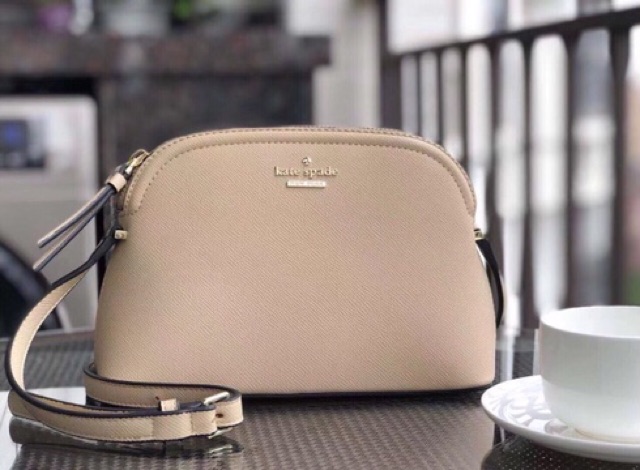 Túi Kate spade hến