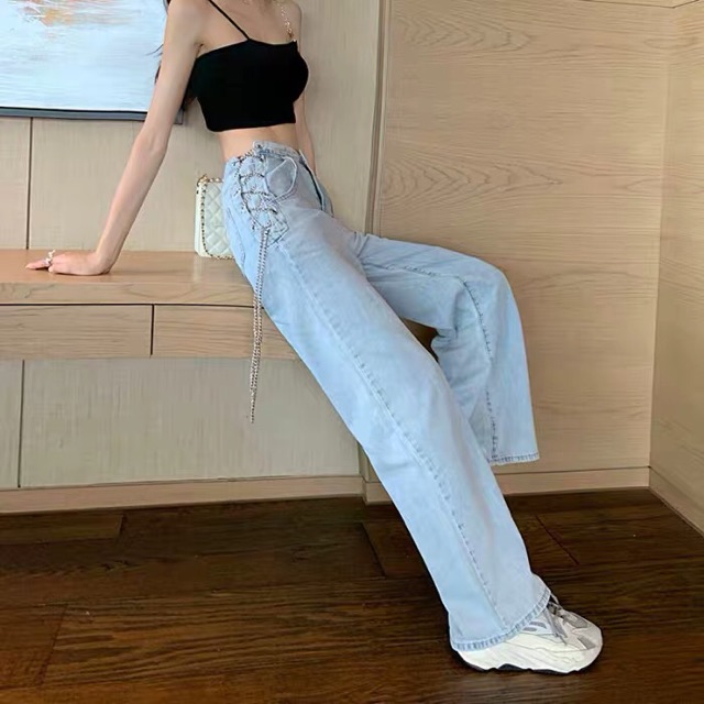 (ORDER) Quần jeans cạp cao ống suông dây xích ngang hông | BigBuy360 - bigbuy360.vn